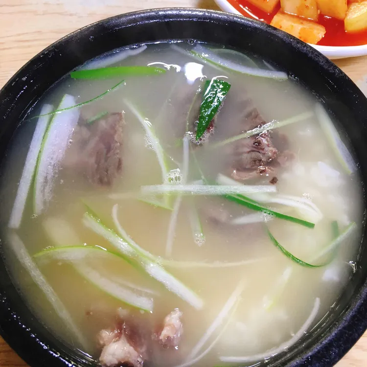 덕원꼬리곰탕방치탕